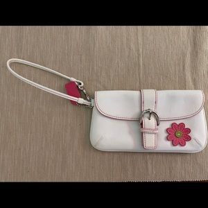 Coach White Leather Wristlet Clutch
